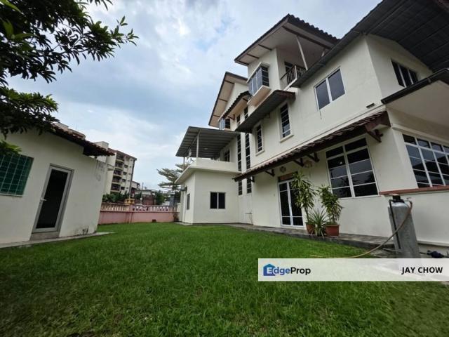 House for sale in Country Heights Damansara, Kuala Lumpur