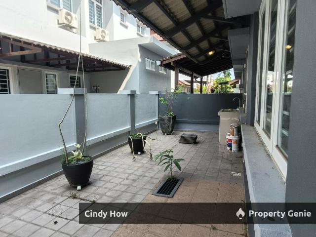 Residential House for sale in Malaka