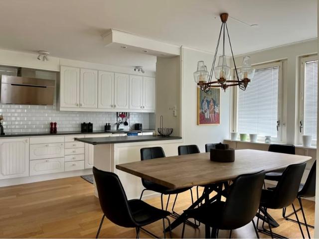 Hus hyra i Nacka, Älta