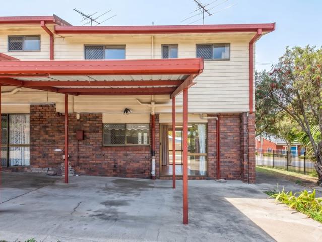 Townhouse for sale in Toombul, Queensland