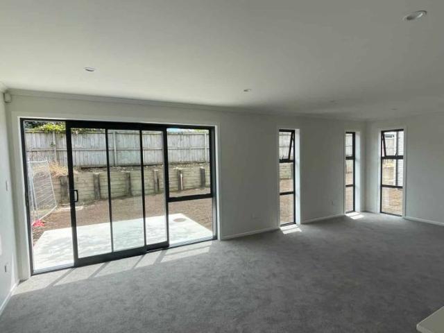 House for rent in Howick, Oroua County