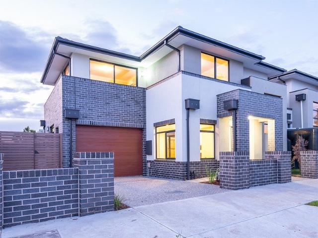 Townhouse for rent in Camerons Creek, Victoria