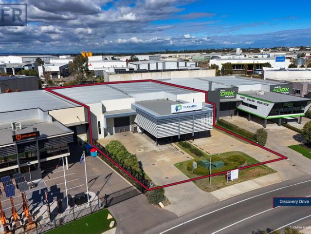 Warehouse for rent in Bibra Lake, Western Australia