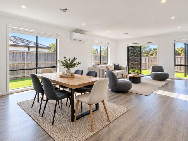 House for rent in Arbour on the Park, Melbourne
