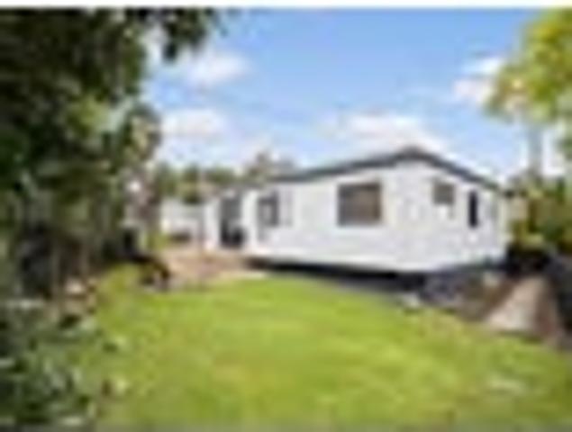 House for sale in Oratia, Oroua County