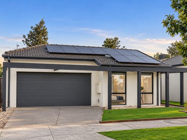 House for rent in Arbour on the Park, Melbourne