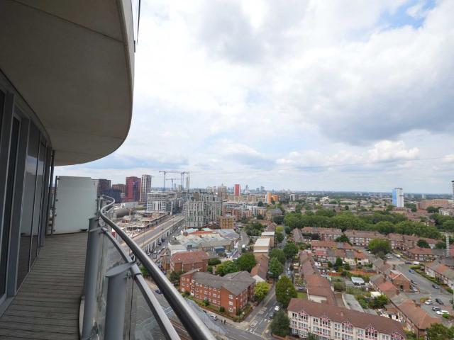 Apartment for rent in Canning Town, Greater London