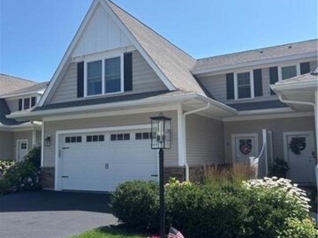 Condo for sale in North Kingstown, Rhode Island