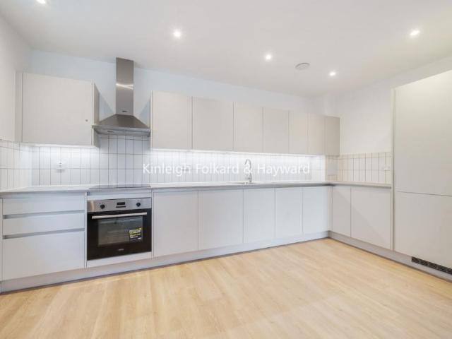 House for rent in Thames View, Greater London