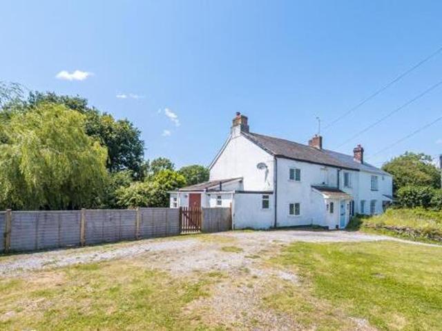 House for sale in Saltash, Cornwall