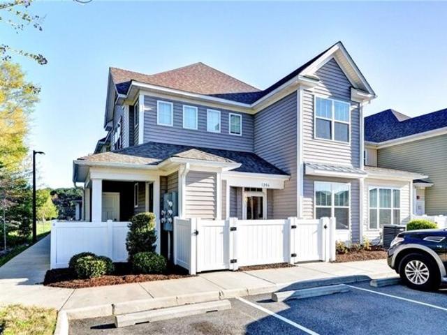Condo for sale in Hampton