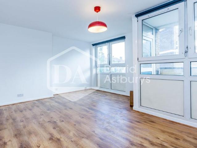 Apartment for rent in Bromley-by-Bow, Poplar Grove