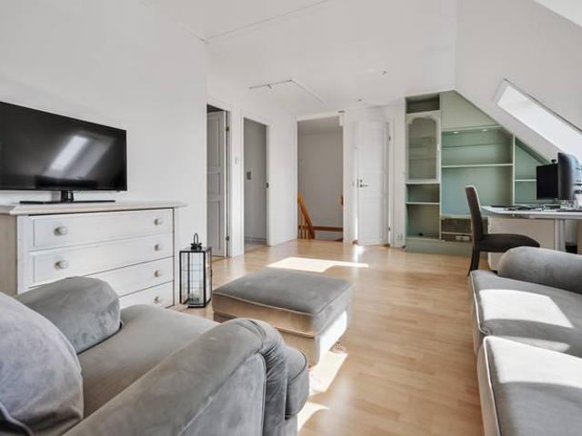 Villa till salu i Upplands Väsby, Stockholm