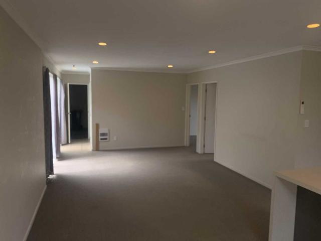 Townhouse for rent in Knighton, Hamilton City