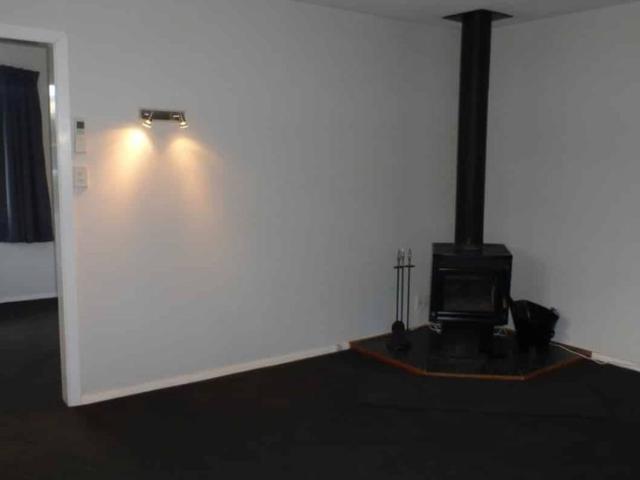House for rent in Chaslands, Canterbury