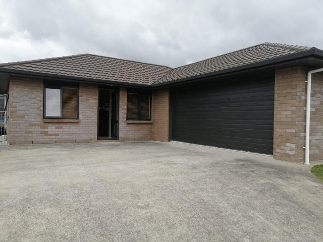 House for rent in Pauatahanui, Wellington