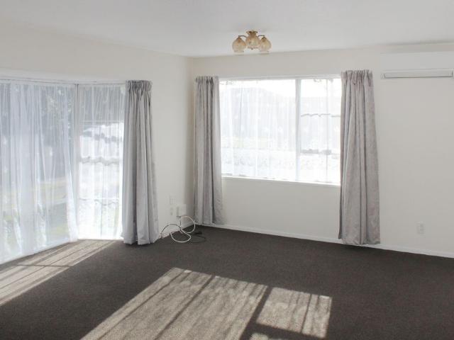 House for rent in Chaslands, Canterbury