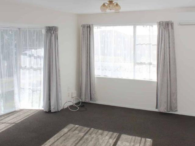 House for rent in Chaslands, Canterbury