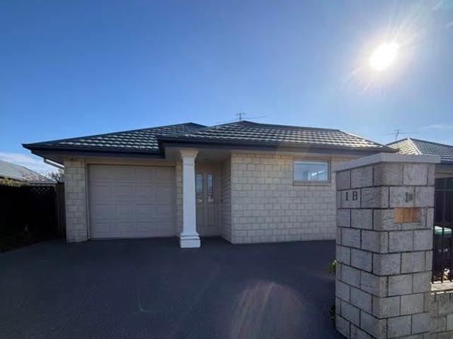 House for rent in Chaslands, Canterbury