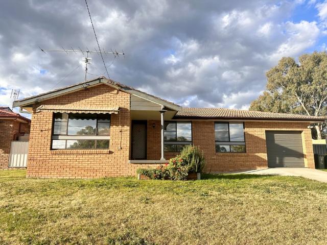 House for rent in Tamworth