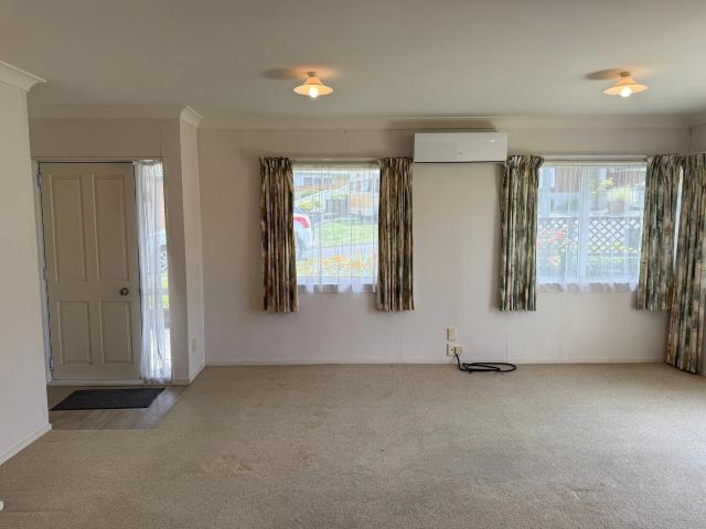 House for rent in Greerton South, Greerton