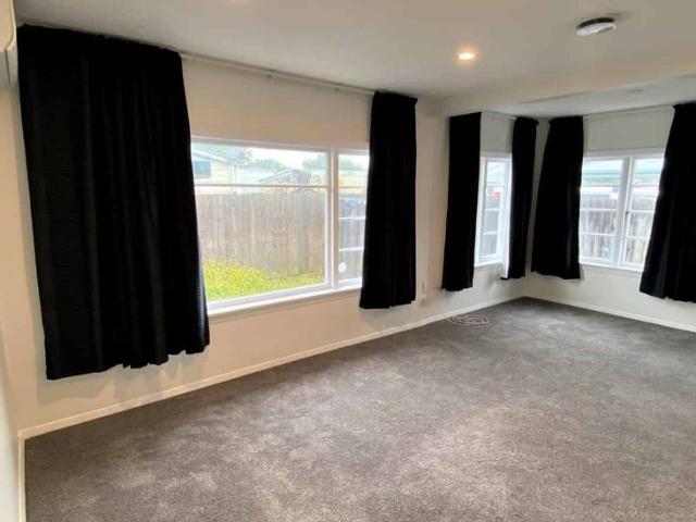 House for rent in Chaslands, Canterbury