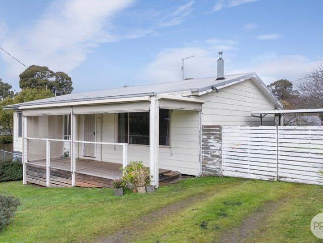 House for rent in Creswick, Victoria
