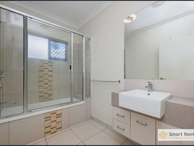 House for rent in Kelso, Queensland