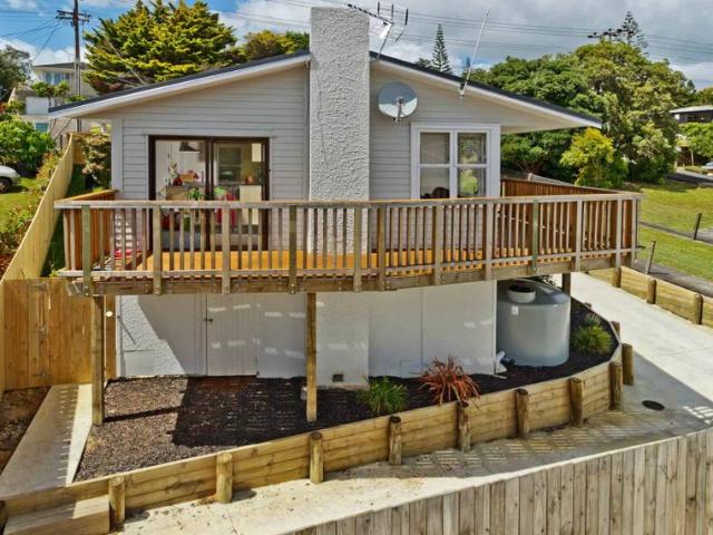 House for rent in Wairau Valley