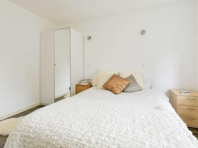 Room for rent in Highbury, Greater London