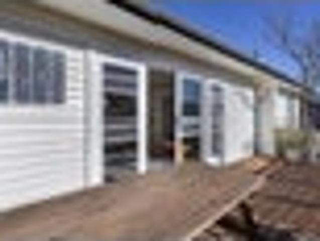 House for sale in Renwick