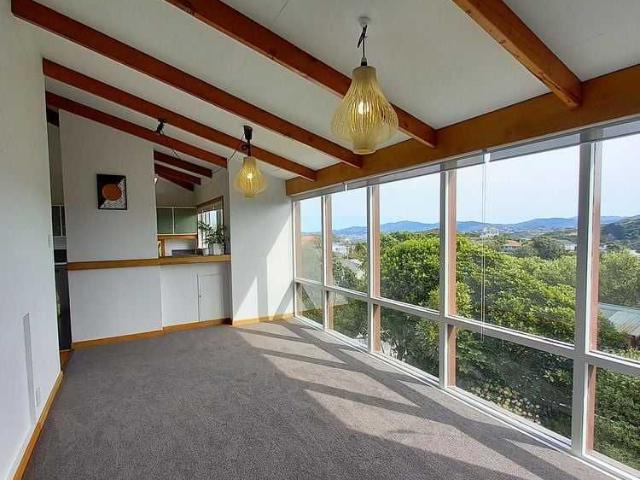 House for rent in Newlands, Wellington