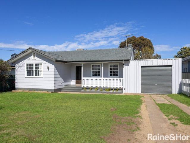 House for rent in Kooringal, Wagga Wagga City Council