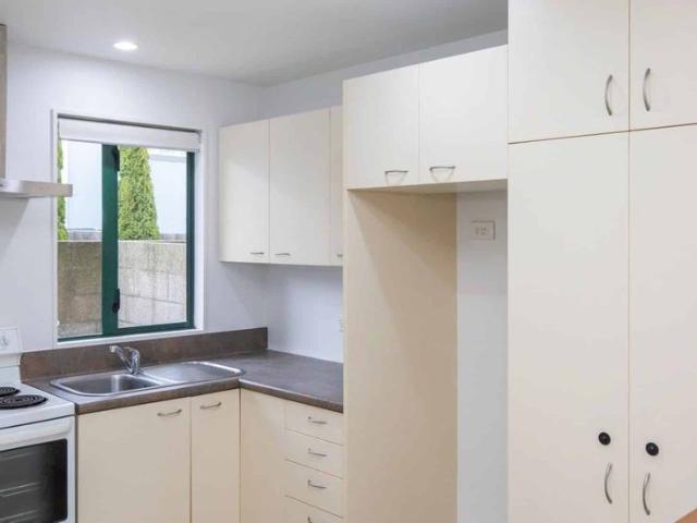 Townhouse for rent in Waltham, Linwood-Central-Heathcote Community