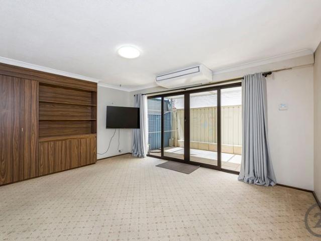 Townhouse for rent in Parklands, Western Australia