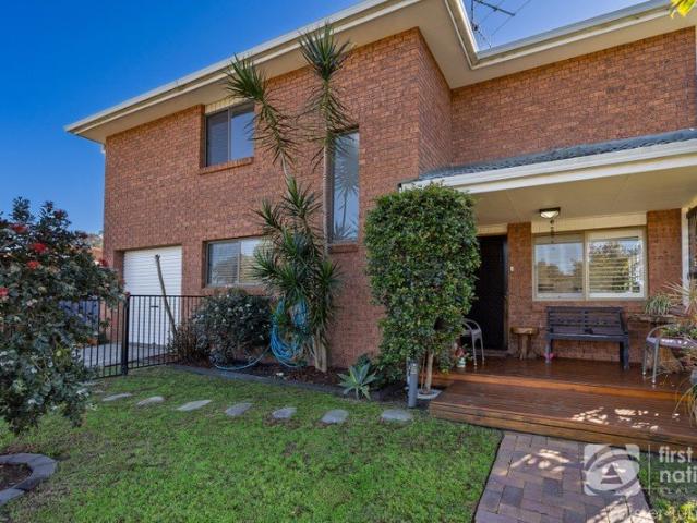 Townhouse for sale in Tuncurry, New South Wales
