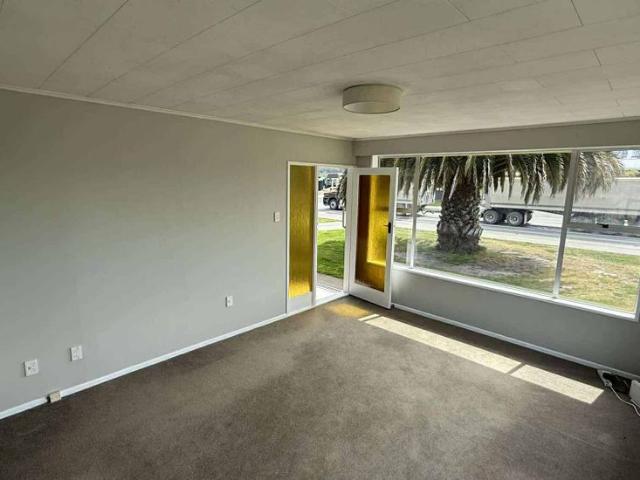 Townhouse for rent in Otakou