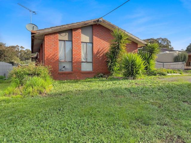 Apartment for sale in Alma, Victoria
