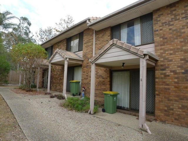 Townhouse for rent in Toombul, Queensland