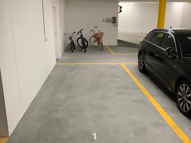 Garage mieten in Bonstetten, Zürich