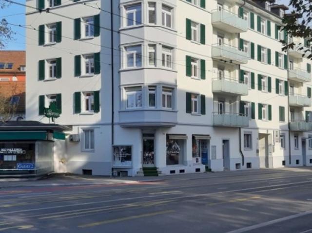Wohnung mieten in Einigen, Zürich