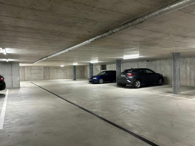 Immobilie mieten in Grüningen, Zürich
