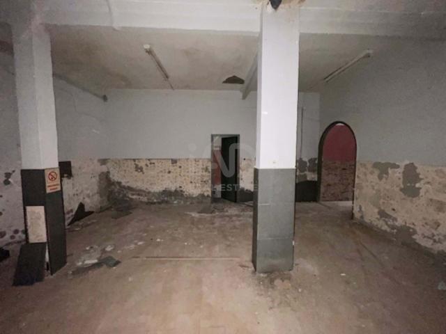 Local Comercial en venta en Nervión, Sevilla