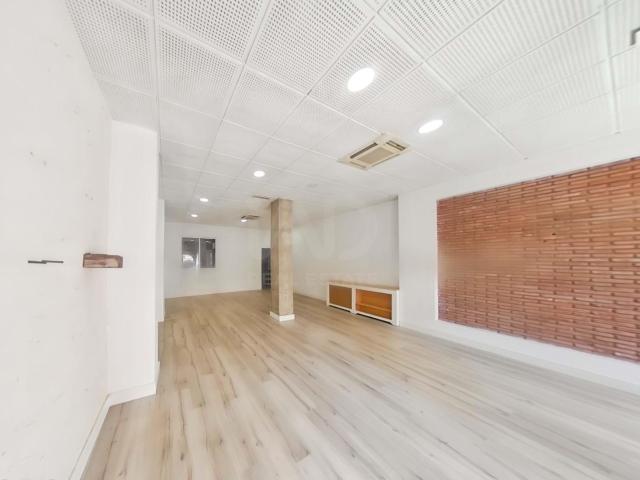 Local Comercial en venta en Comarca Metropolitana de Huelva, Andalucía