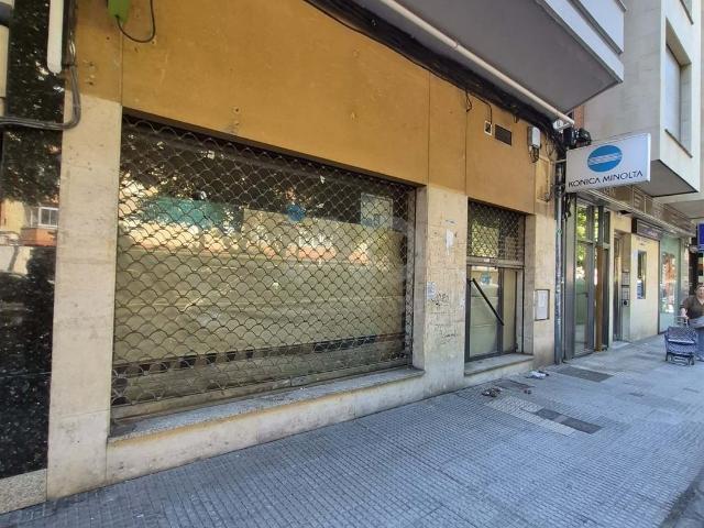 Local Comercial en venta en Chantría, León