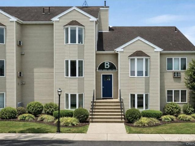 Condo for sale in The Bronx, Arverne