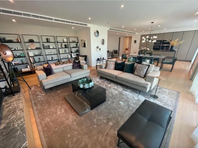 Apartment for rent in Fulham Reach, Greater London
