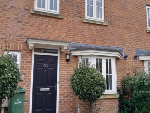 House for rent in Oxley Park, Shenley Church End
