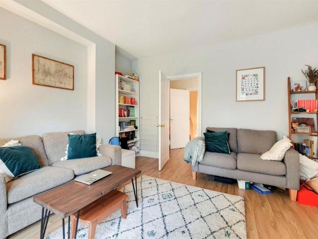 Apartment for rent in Streatham Hill, Greater London