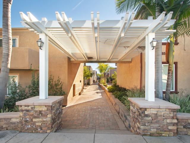 Apartment for rent in La Mesa, California